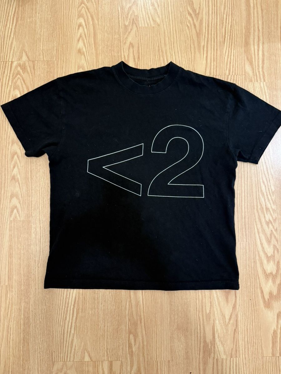 Other 2hollis/ken carson tour “<2” tee Size US S / EU 44-46 / 1 - 1 Thumbnail