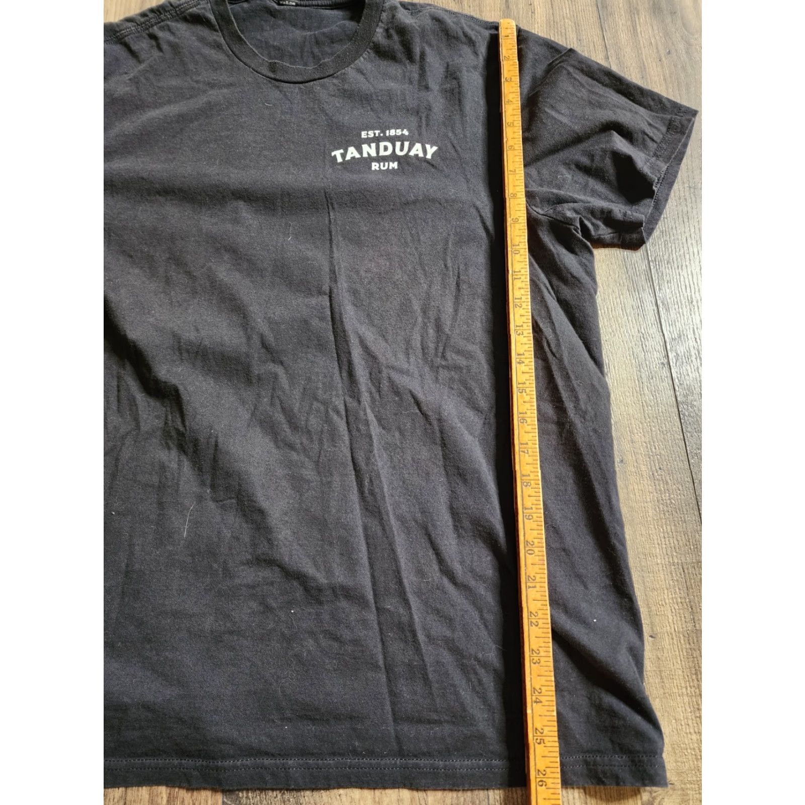 Vintage Mens District T-Shirt Black Cotton Short Sleeve Crew Neck L size Graphic Print Vintage: No red Size US L / EU 52-54 / 3 - 2 Thumbnail