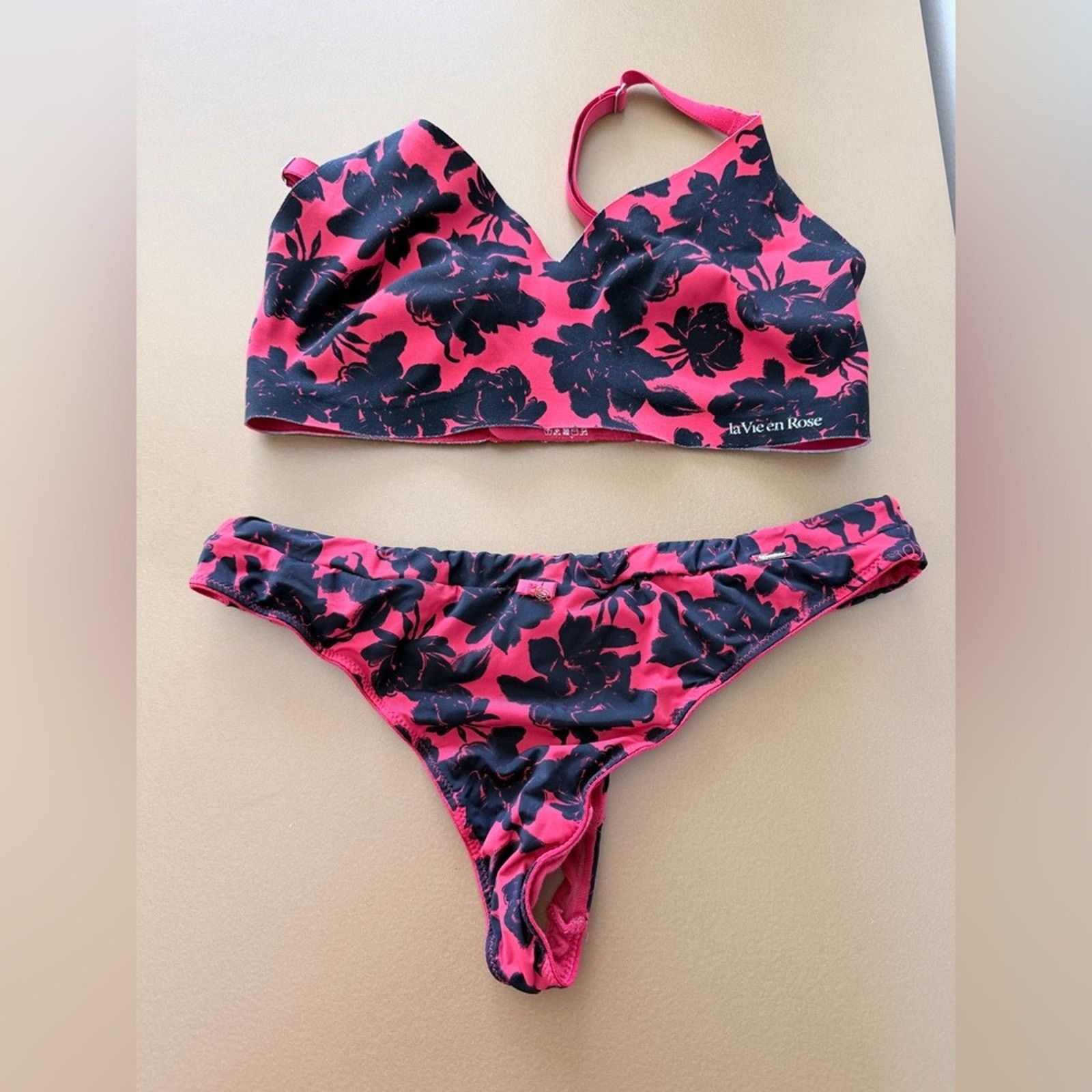 la Vie en Rose Floral Red & Black Lingerie matching set size S Size ONE SIZE - 4 Thumbnail