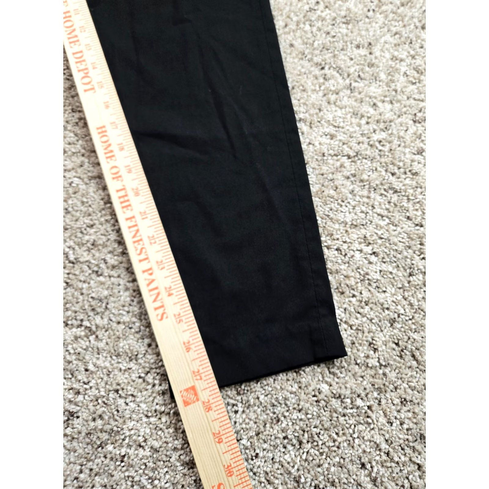Uniqlo Uniqlo Chino Pants Womens Medium Black Pull On Elastic Waist Flat Front Stretch Size 32" / US 10 / IT 46 - 7 Thumbnail
