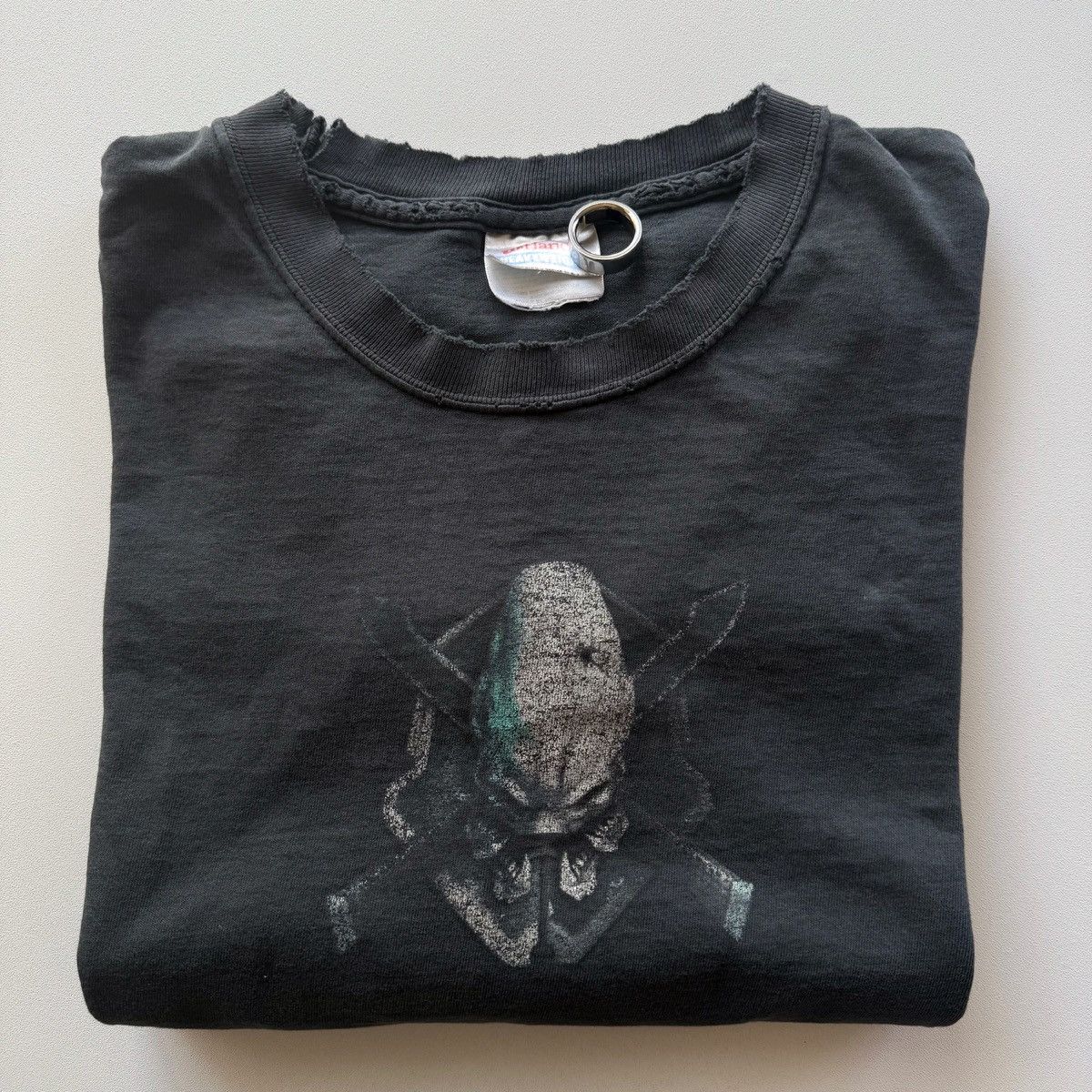 Vintage 2004 Vintage Halo 2 Legendary Logo Distressed Fader Tee Size US XL / EU 56 / 4 - 12 Thumbnail