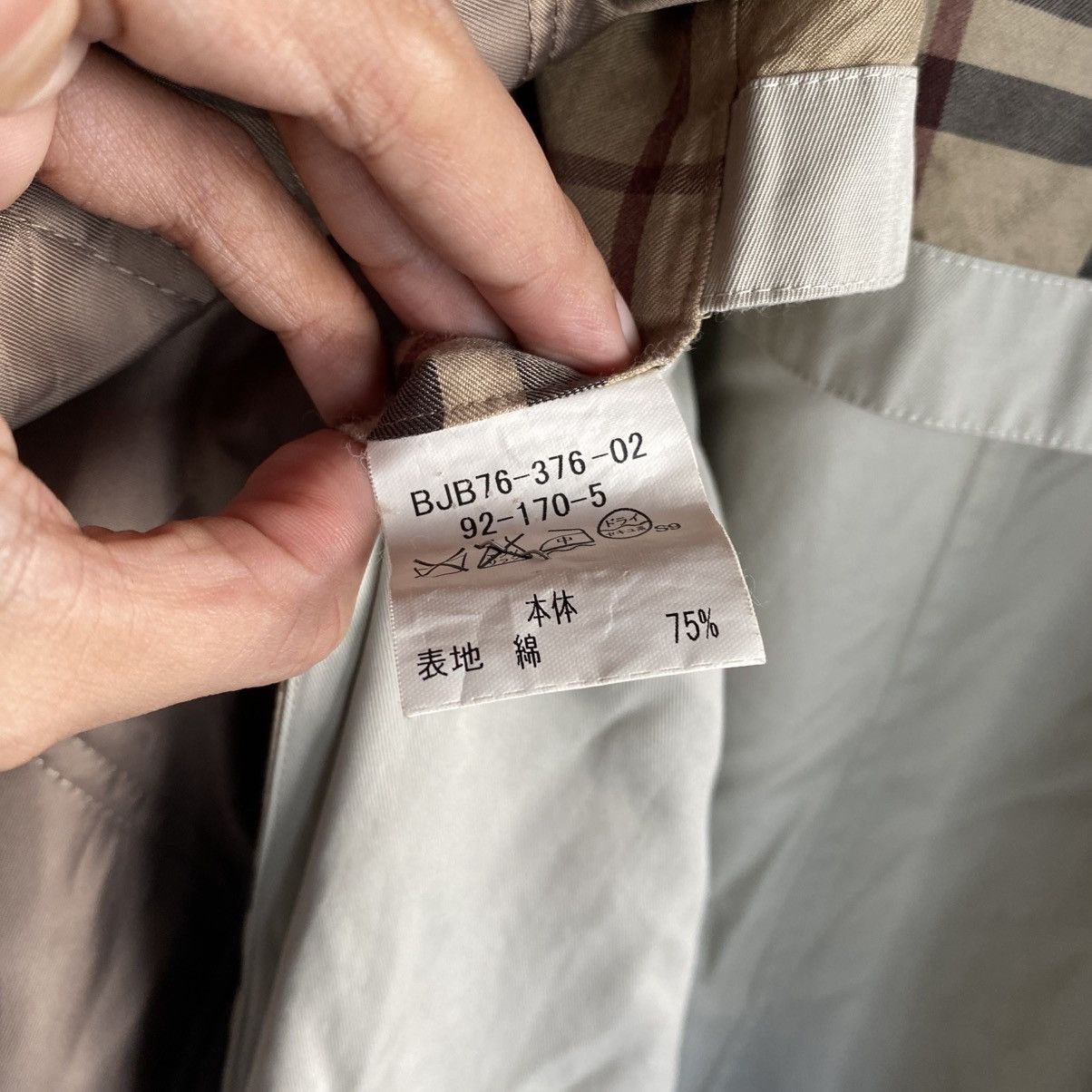 Burberry Vintage Burberrys Single Breasted Trench Coat Beige chekered Size US L / EU 52-54 / 3 - 18 Thumbnail