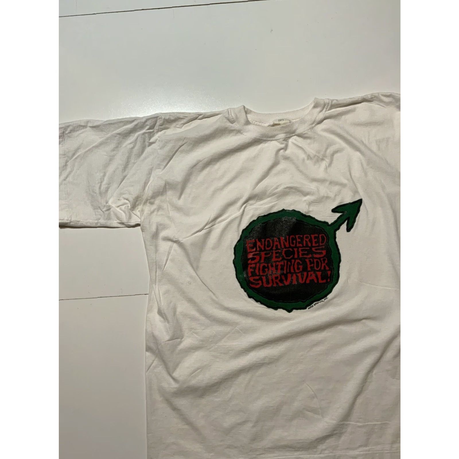 Vintage VINTAGE Mad Graphix Endangered Species Fighting For Survival Single Stitch T-Shirt XL White Short Sleeve Shirt Men Size US XL / EU 56 / 4 - 4 Thumbnail