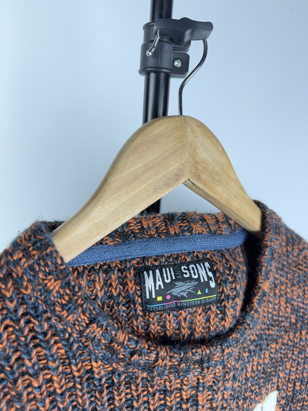 Maui and Sons × Vintage Vintage 00s Big Logo Maui & Sons Logo knitted Sweater Size US S / EU 44-46 / 1 - 3 Thumbnail