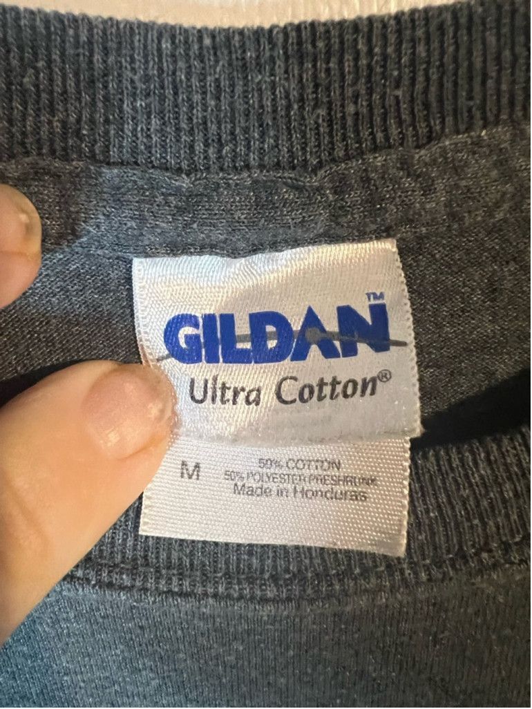 Gildan Men's Gildan poker Run Graphic Tee Shirt Size M Gray Size US M / EU 48-50 / 2 - 3 Thumbnail