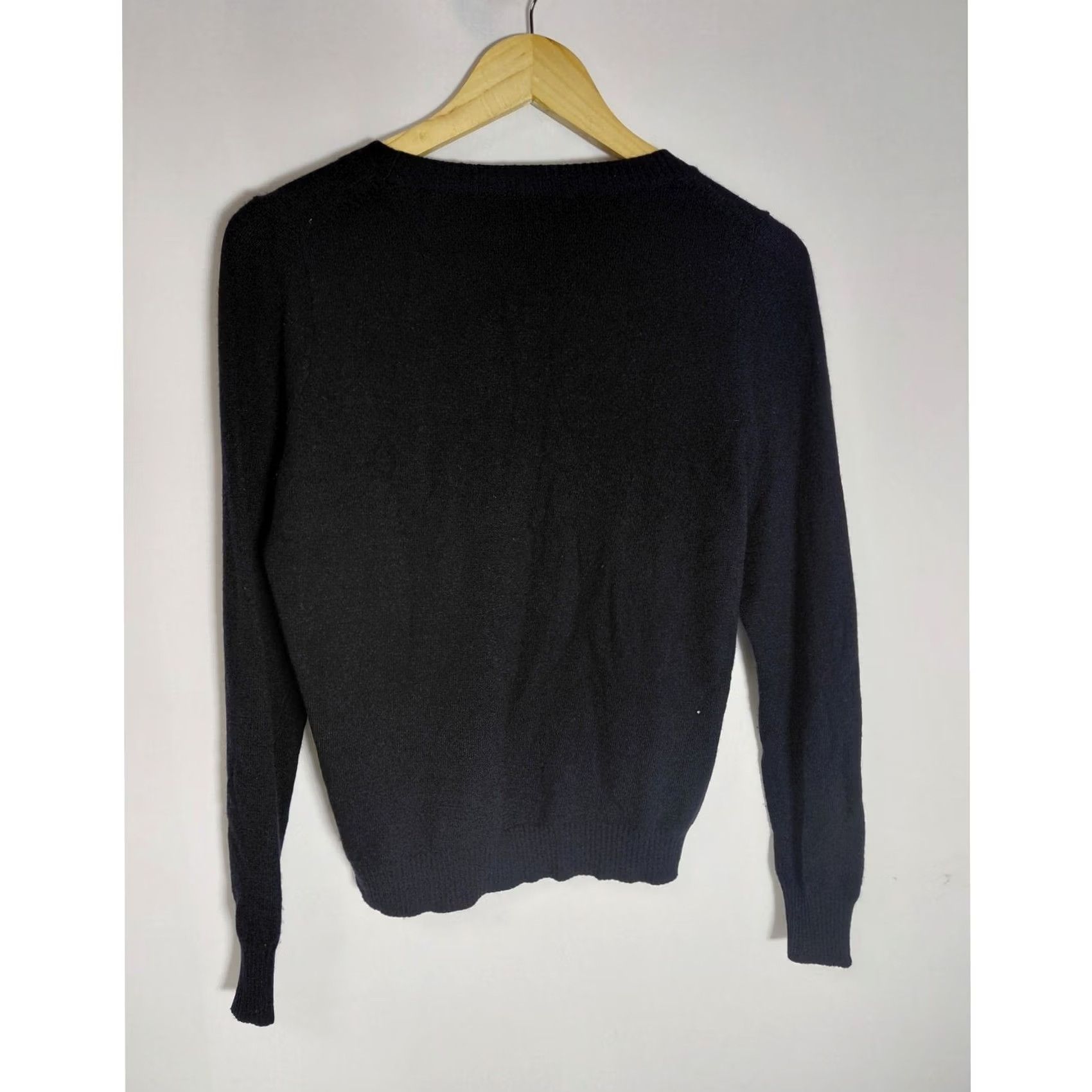 J.Crew J.CREW Wool Cashmere Blend Heart Sweater Black Graphic Print Size M Sweater Womens Casual Pullover Crew Neck Long Sleeve Season Fall Winter 0 Size M / US 6-8 / IT 42-44 - 2 Thumbnail