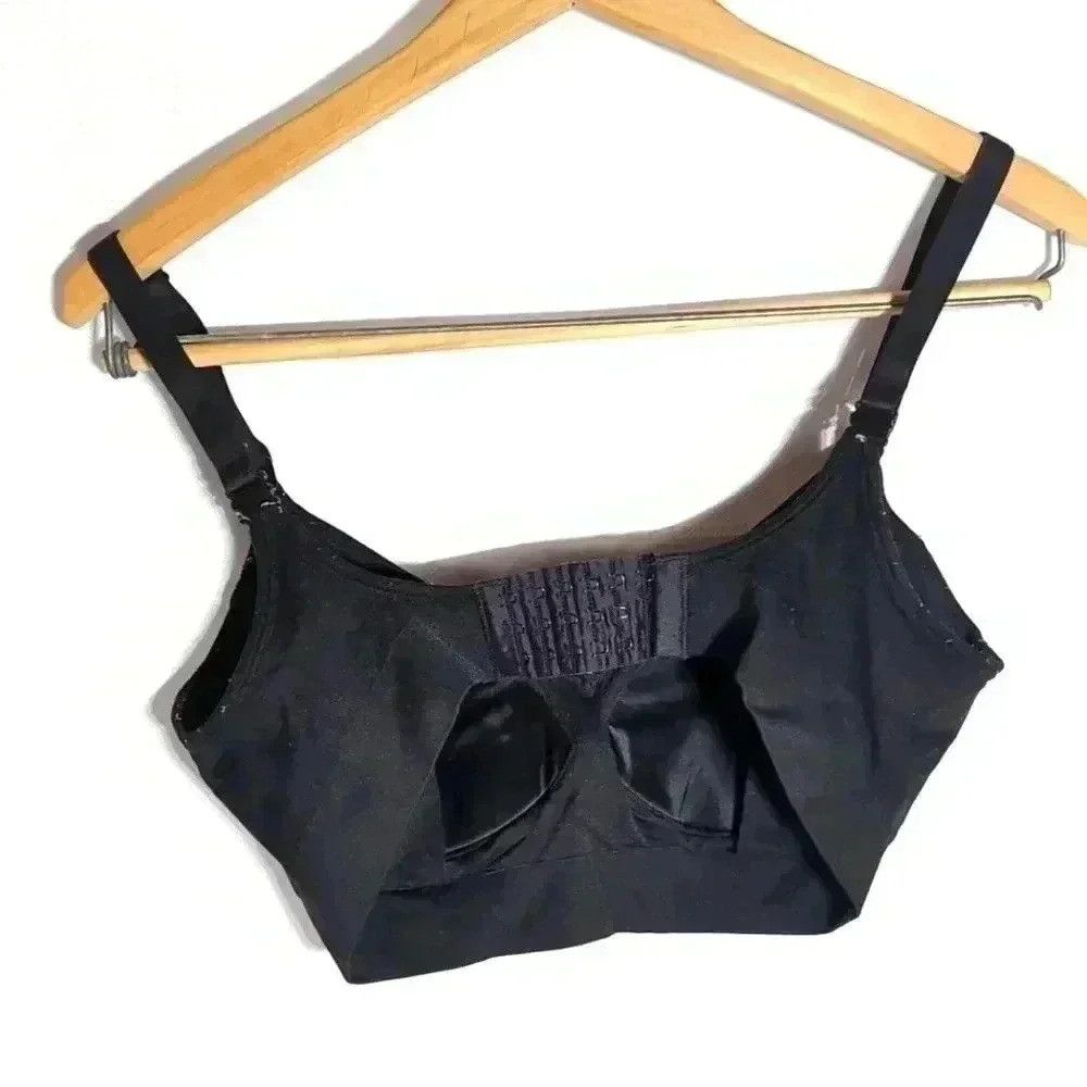 Designer Gilligan and O'Malley Nursing Bra Black sz M Size ONE SIZE - 2 Thumbnail