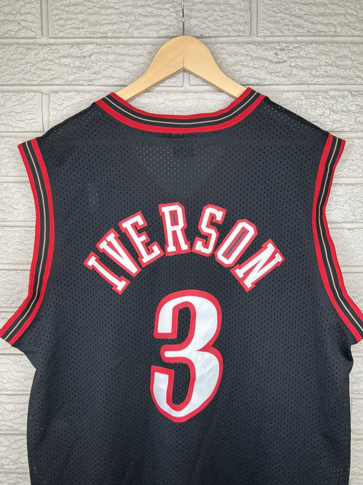 Nike Vintage Nike 76ers Allen Iverson NBA Jersey Size US XL / EU 56 / 4 - 5 Thumbnail