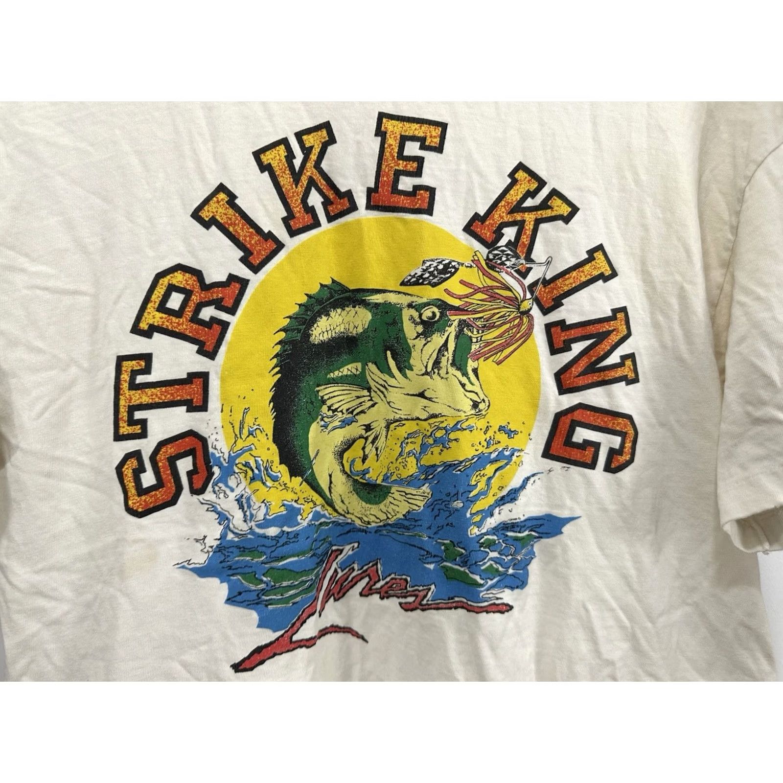 Vintage VTG 90s Strike King Bass Fishing Lure Worn Cotton Distressed WIP T-Shirt L US Mens White Shirt Size US L / EU 52-54 / 3 - 3 Thumbnail