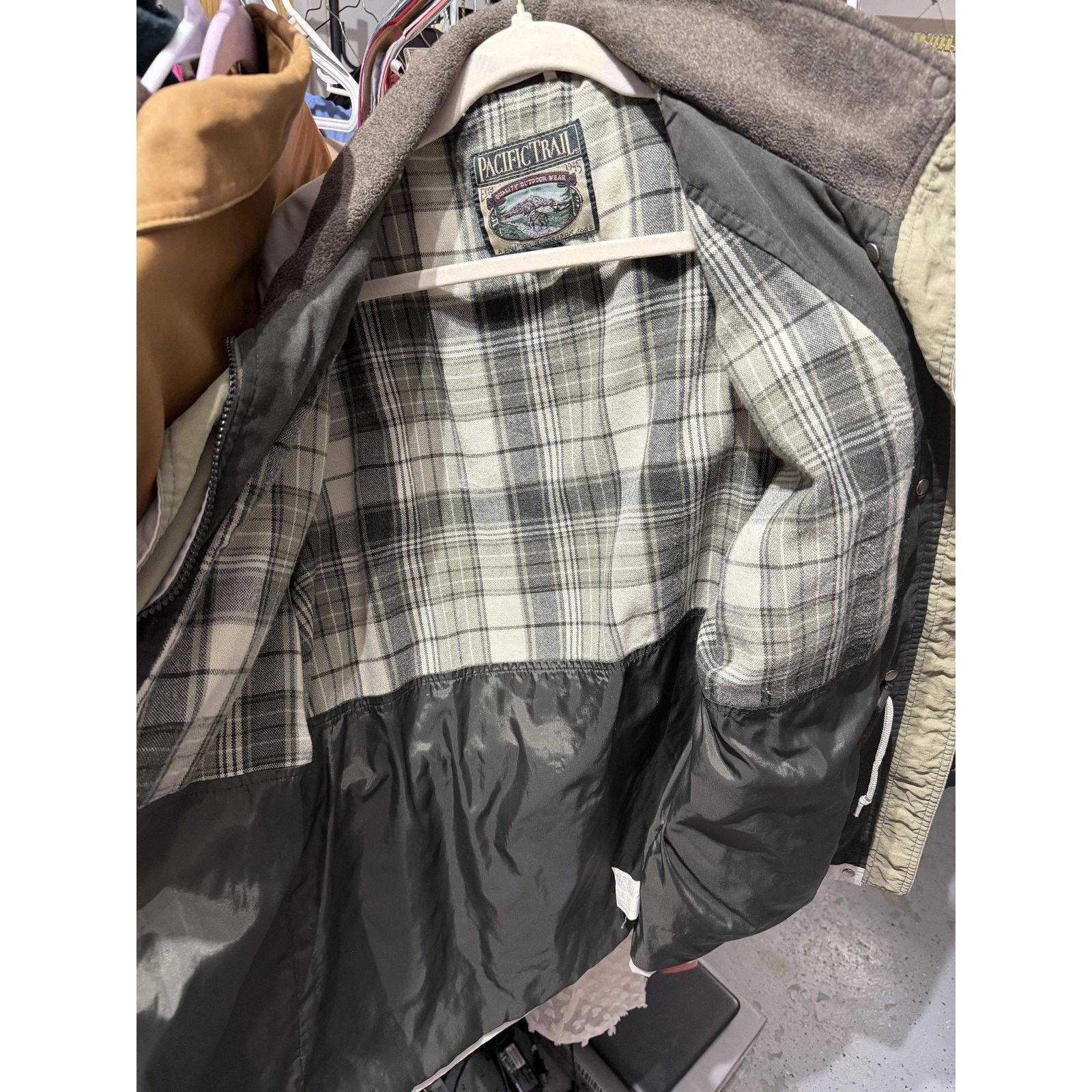 Pacific Trail Pacific Trail Jacket Womens Medium Beige Full Zip Hiking Size M / US 6-8 / IT 42-44 - 10 Thumbnail