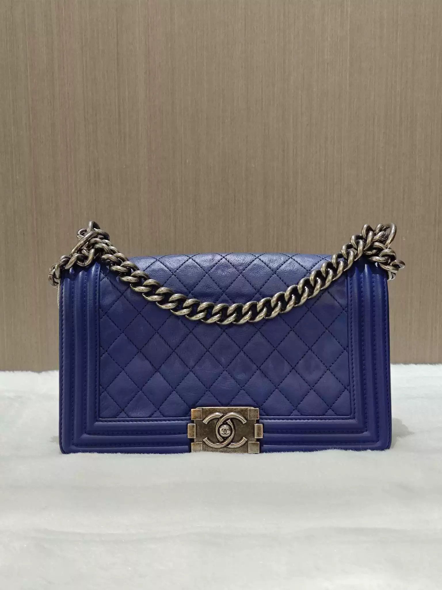 Chanel Pre-loved Bag Very good condition Size ONE SIZE - 1 Thumbnail