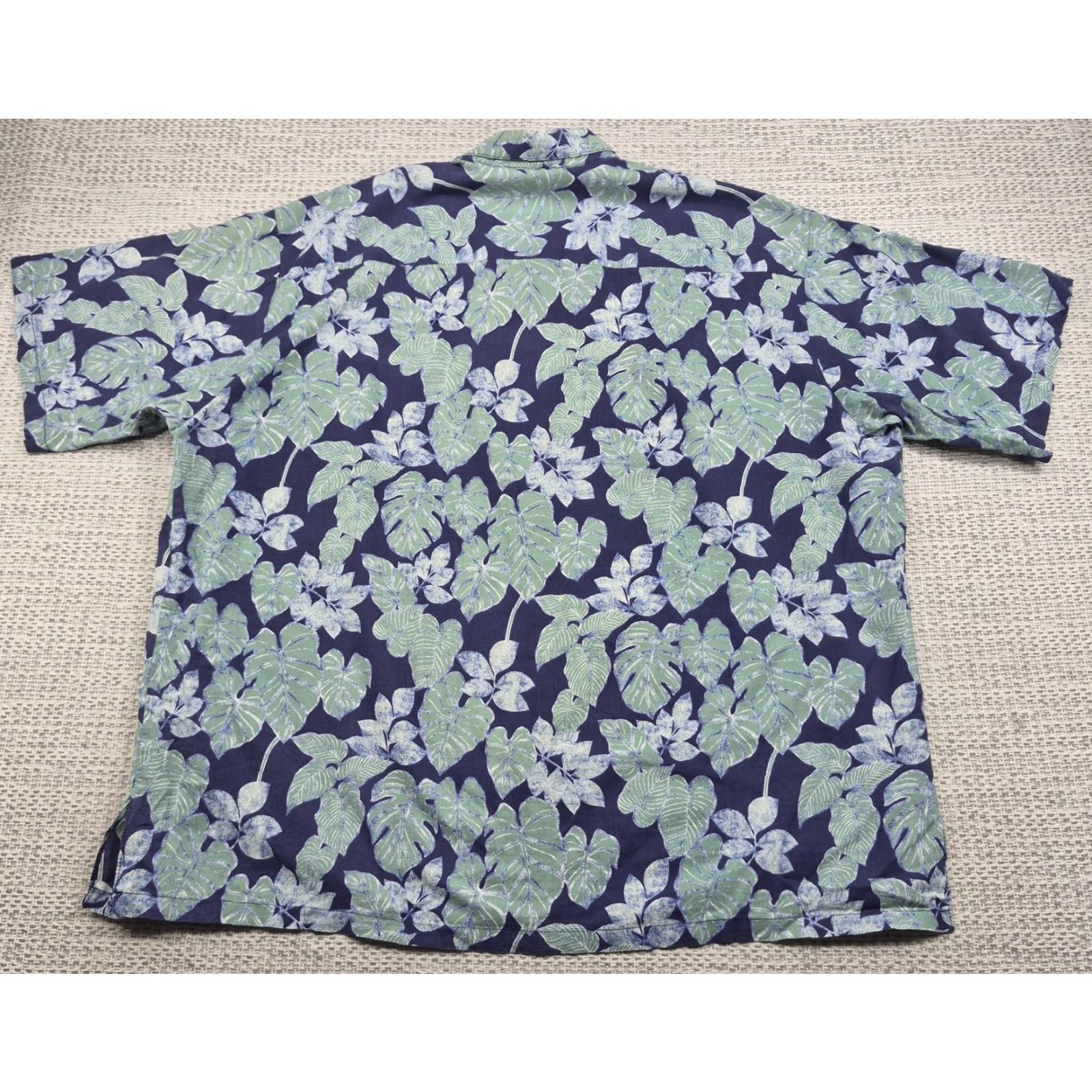 Tori Richard VINTAGE Tori Richard Shirt Mens 2XL Hawaiian Button Up Aloha Floral Cotton Lawn USA Made Size US XXL / EU 58 / 5 - 6 Thumbnail