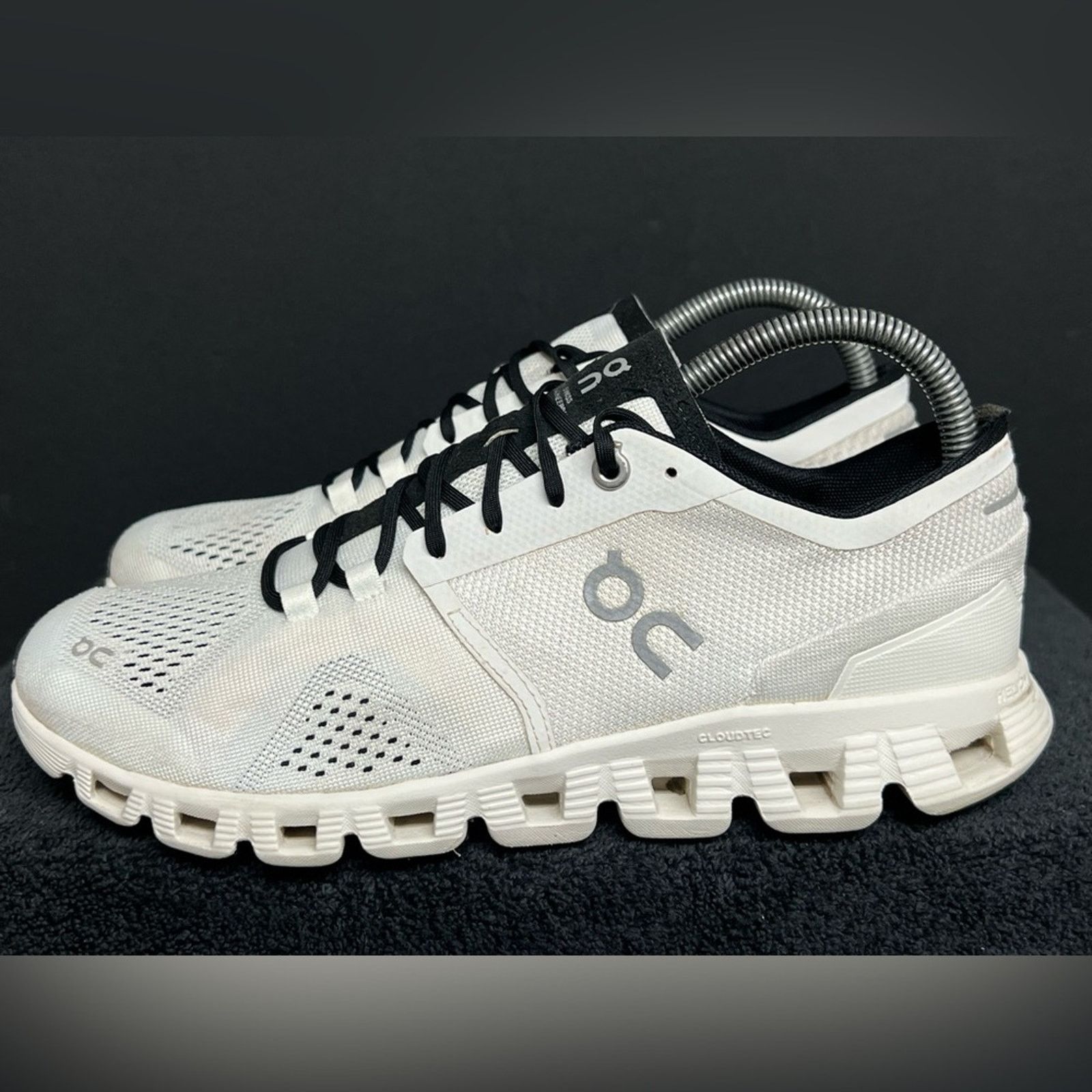 On On Cloud X Womens Size 9 White Black Athletic Shoes Sneakers Size US 9 / IT 39 - 1 Thumbnail