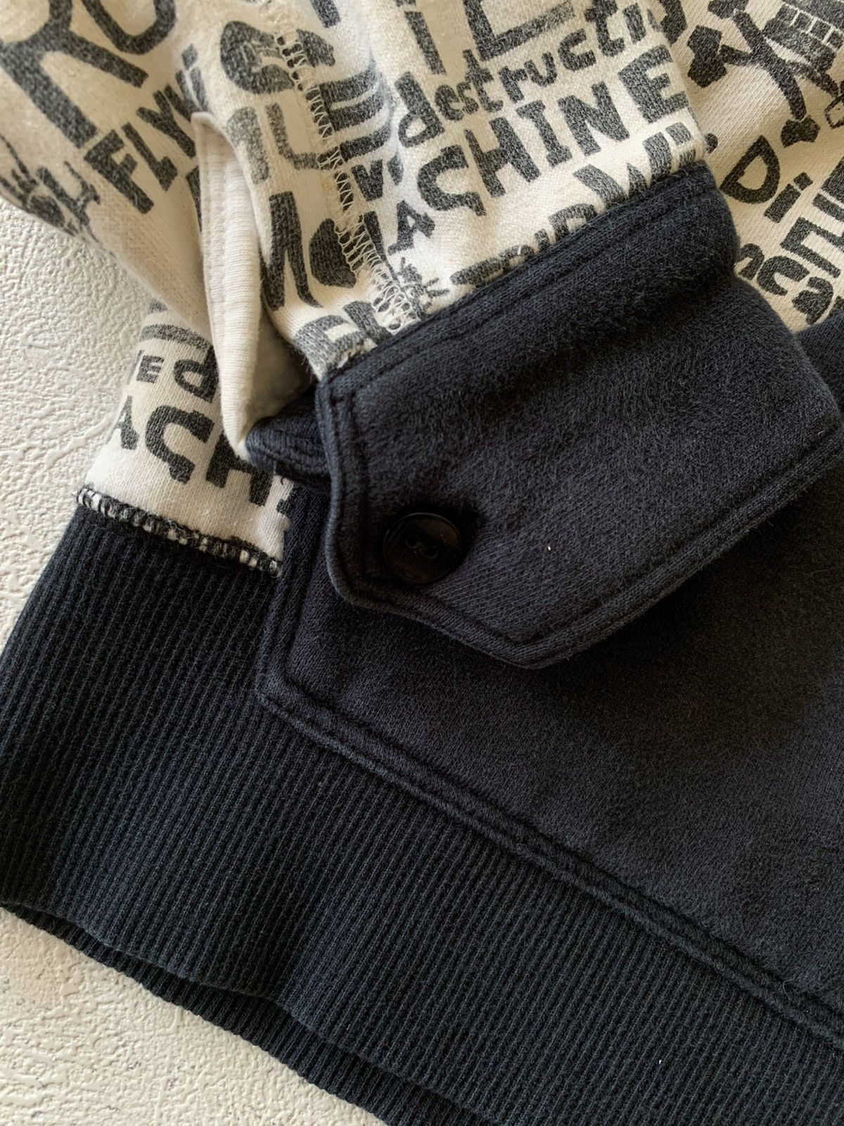 Japanese Brand LEVI’S ENGINEERED ROCK N ROLL FAUX FUR HOODIE IF6W9 STYLE Size US M / EU 48-50 / 2 - 10 Thumbnail