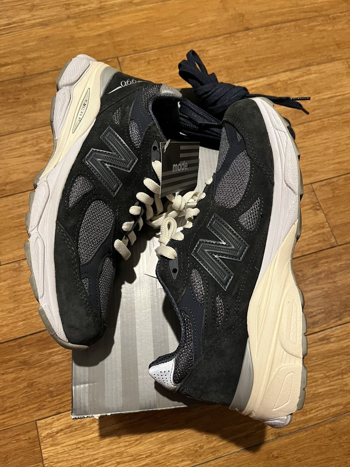Kith × New Balance US 5.5 KITH X NEW BALANCE 990 V3 genesis Size US 5.5 / EU 38 - 1 Thumbnail