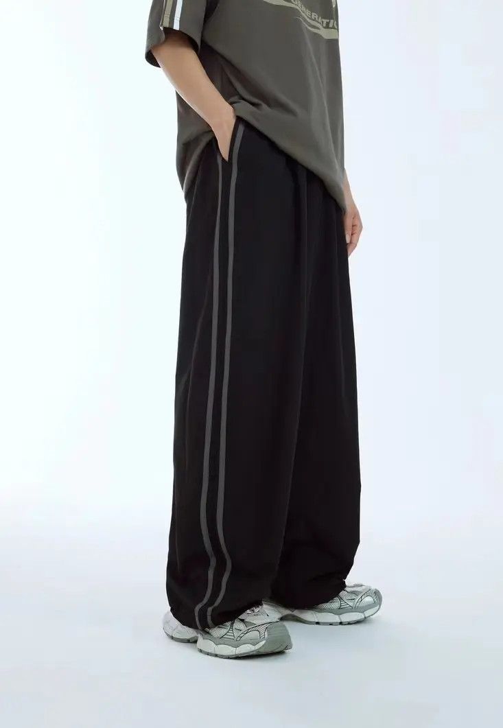 Designer × Japanese Brand Vintage Streetwear Japanese Design Loose Casual Pants Size US 32 / EU 48 - 1 Thumbnail