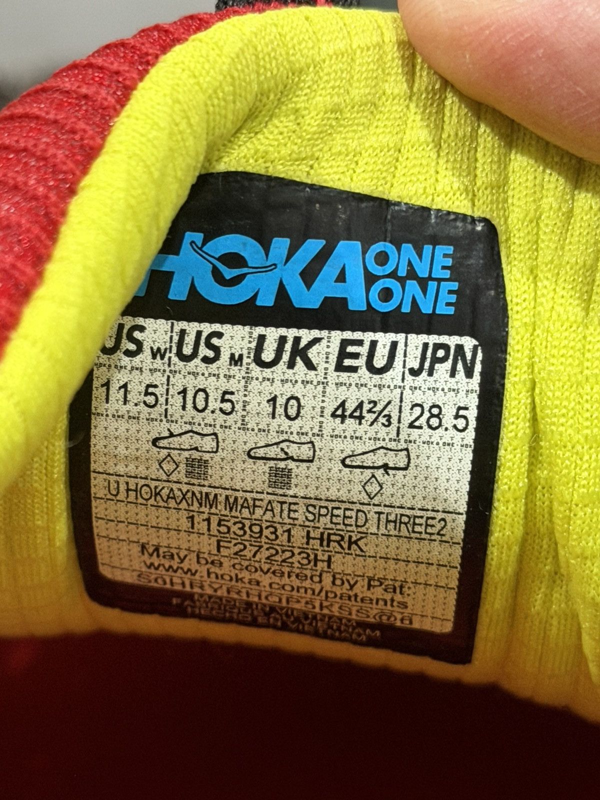 Hoka × Nicole McLaughlin Hoka Nicole McLaughlin Mafate Speed Three2 Convertible Sneak Size US 10.5 / EU 43-44 - 10 Thumbnail