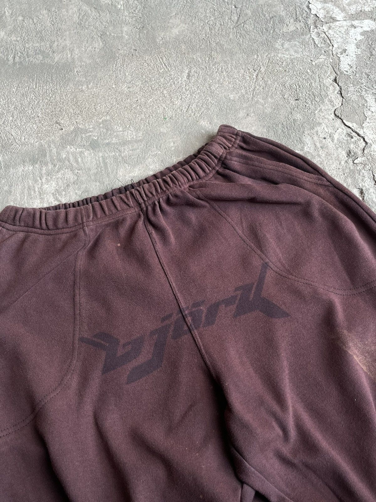 Japanese Brand Vintage Faded Brown Bjork Logo Sweatpants YZY Style Size US 35 - 2 Thumbnail