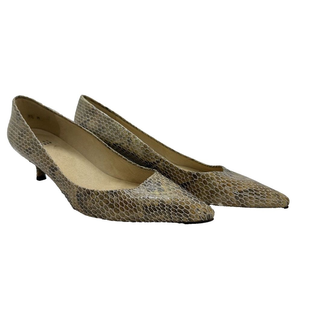 Stuart Weitzman Stuart Weitzman 9.5M Snakeskin Kitten Heel Pointed Tan Pumps Size US 9.5 / IT 39.5 - 5 Thumbnail
