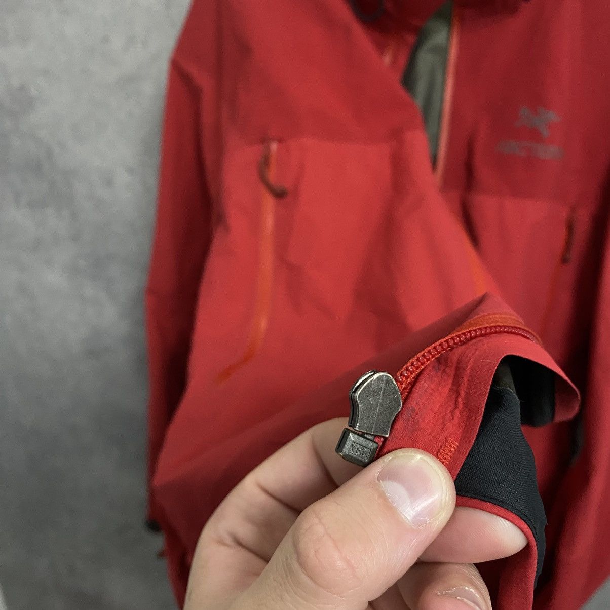 Arc'teryx Men's Arcteryx Beta Gore-Tex Jacket Size US L / EU 52-54 / 3 - 13 Thumbnail