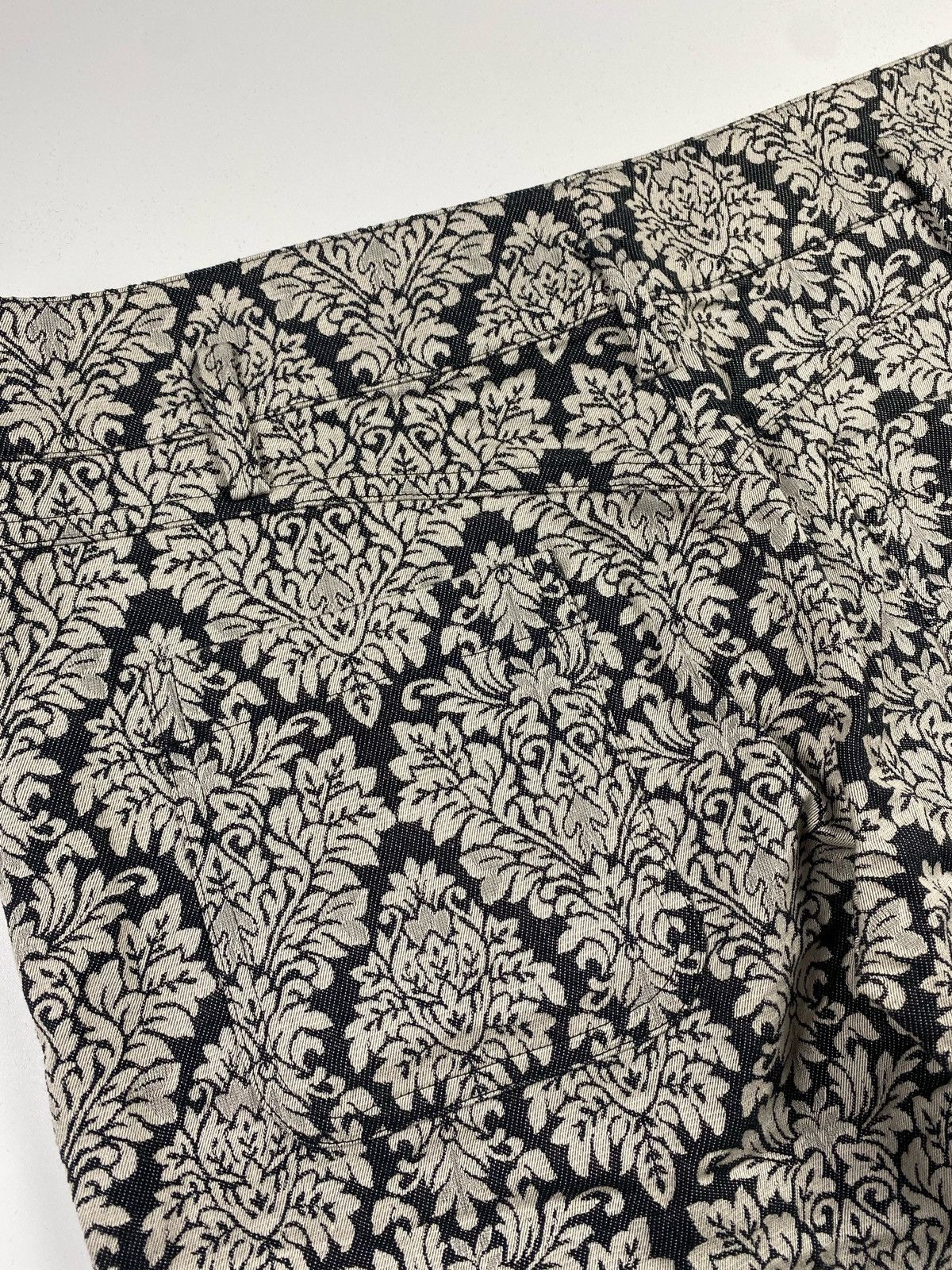 Balenciaga Balenciaga Floral Pants Size US 30 / EU 46 - 8 Thumbnail