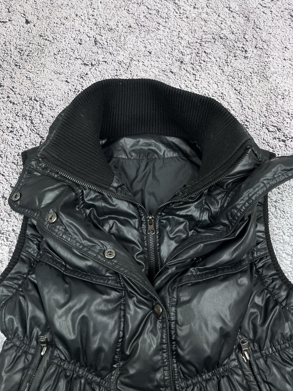 Japanese Brand Vintage Y2K Black Puffer Vest with High Neck Size XS / US 0-2 / IT 36-38 - 5 Thumbnail