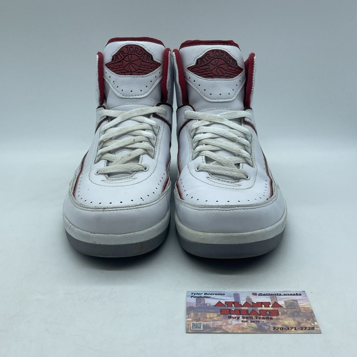 Jordan Brand Air Jordan 2 Chicago home Size US 9 / EU 42 - 2 Thumbnail