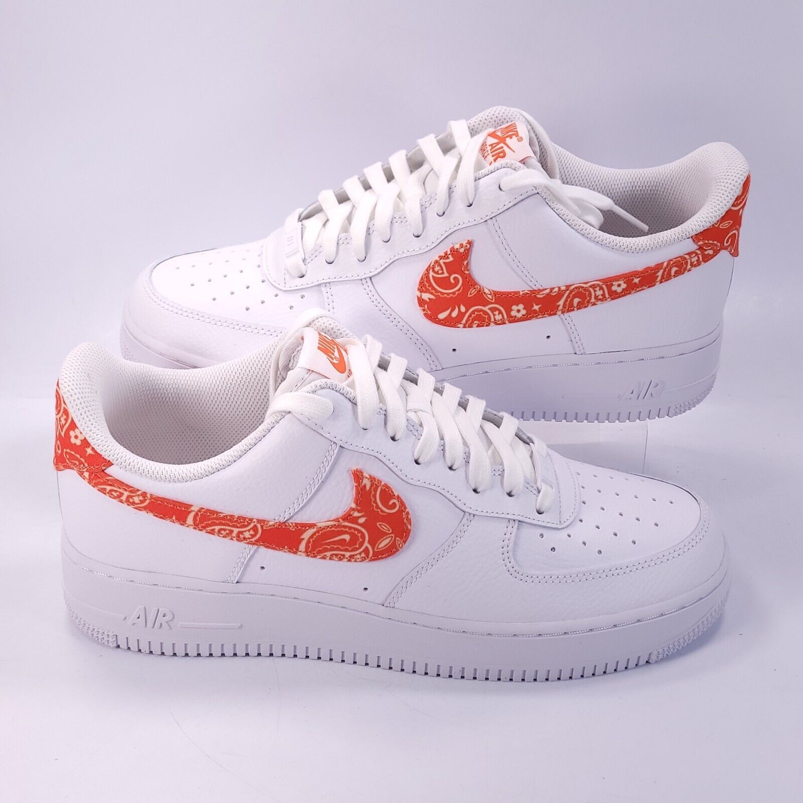 Nike Nike Air Force 1 '07 ESS Shoe Womens Size 11.5 DJ9942-102 Size US 11.5 / IT 41.5 - 6 Thumbnail