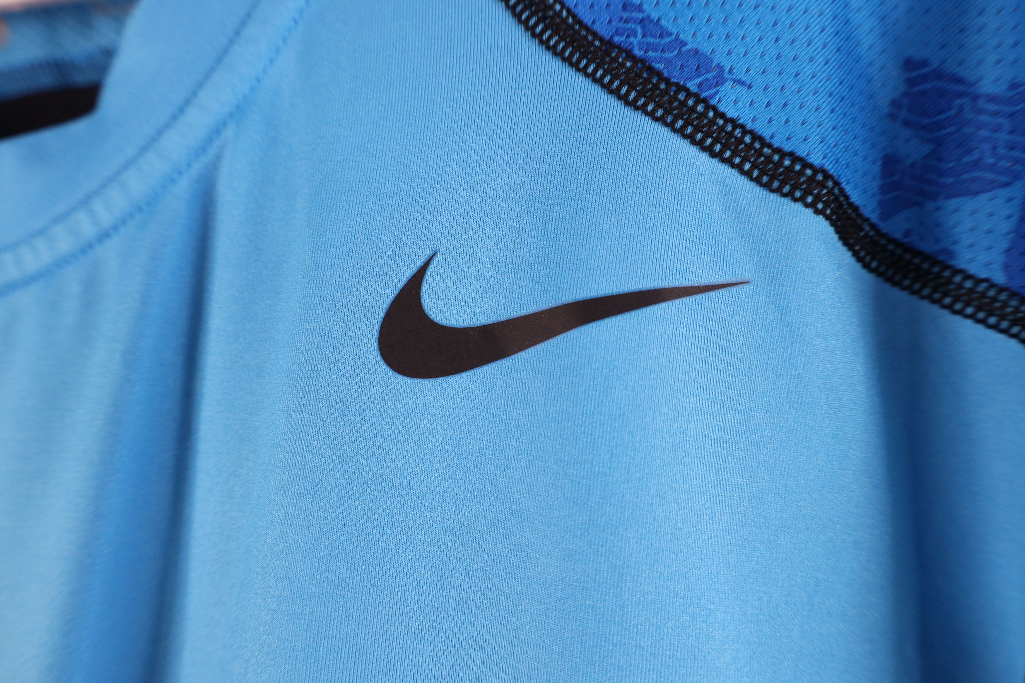 Nike Nike Pro Combat Fitted Camouflage Training T-Shirt Blue Size US XL / EU 56 / 4 - 4 Thumbnail