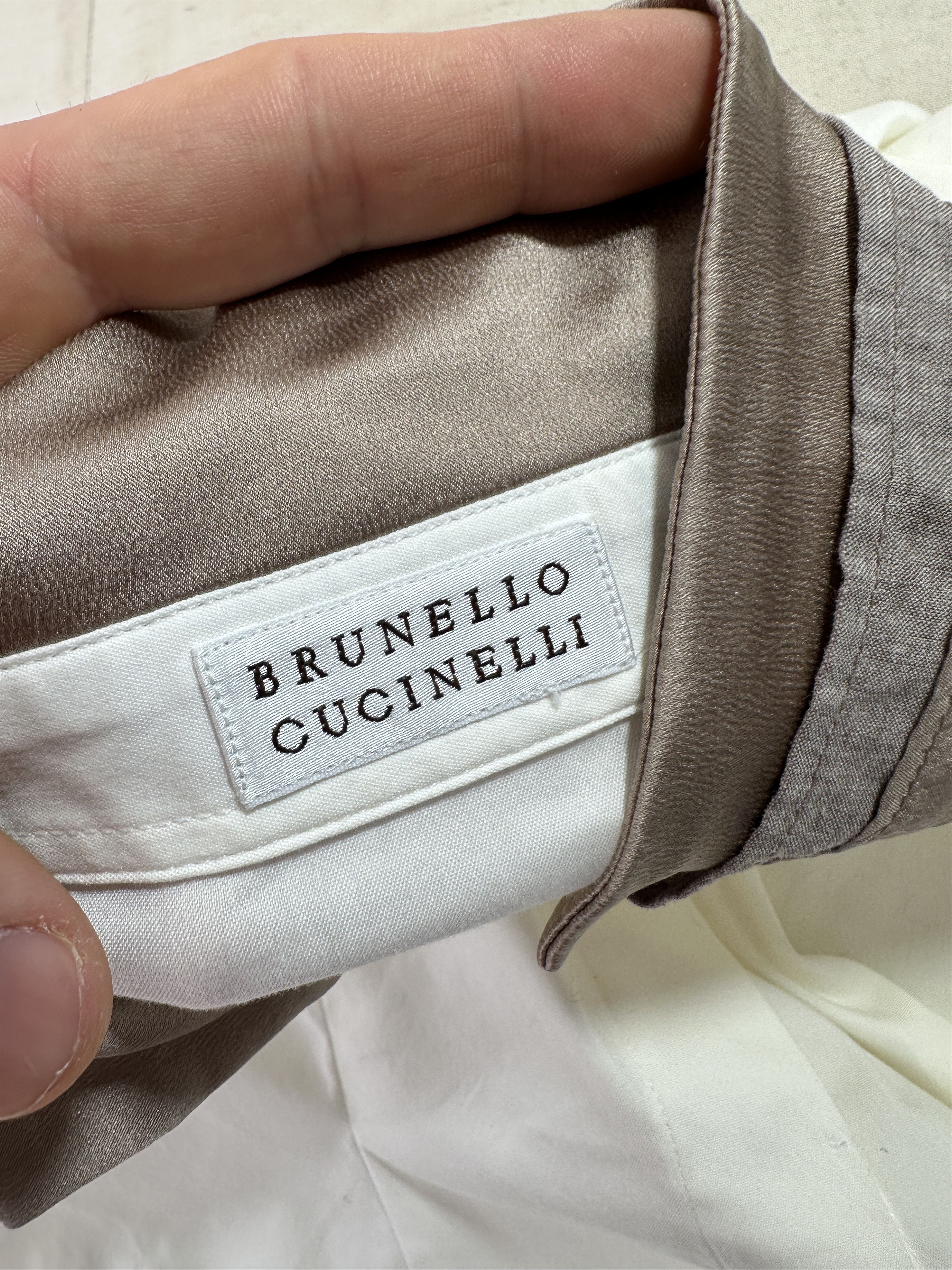 Brunello Cucinelli Brunello Cucinelli Tailored Silk Trim Collar Shirt Xs S Size S / US 4 / IT 40 - 3 Thumbnail