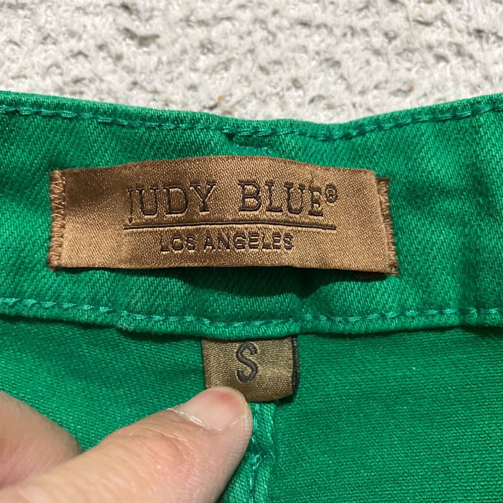 Vintage Judy Blue Womens Bermuda Shorts Green Denim High Rise 6 in Inseam 6" Button Front Flat Front 5-Pocket Stretch Casual Summer Spring Fall Womens Size 28" / US 6 / IT 42 - 3 Thumbnail