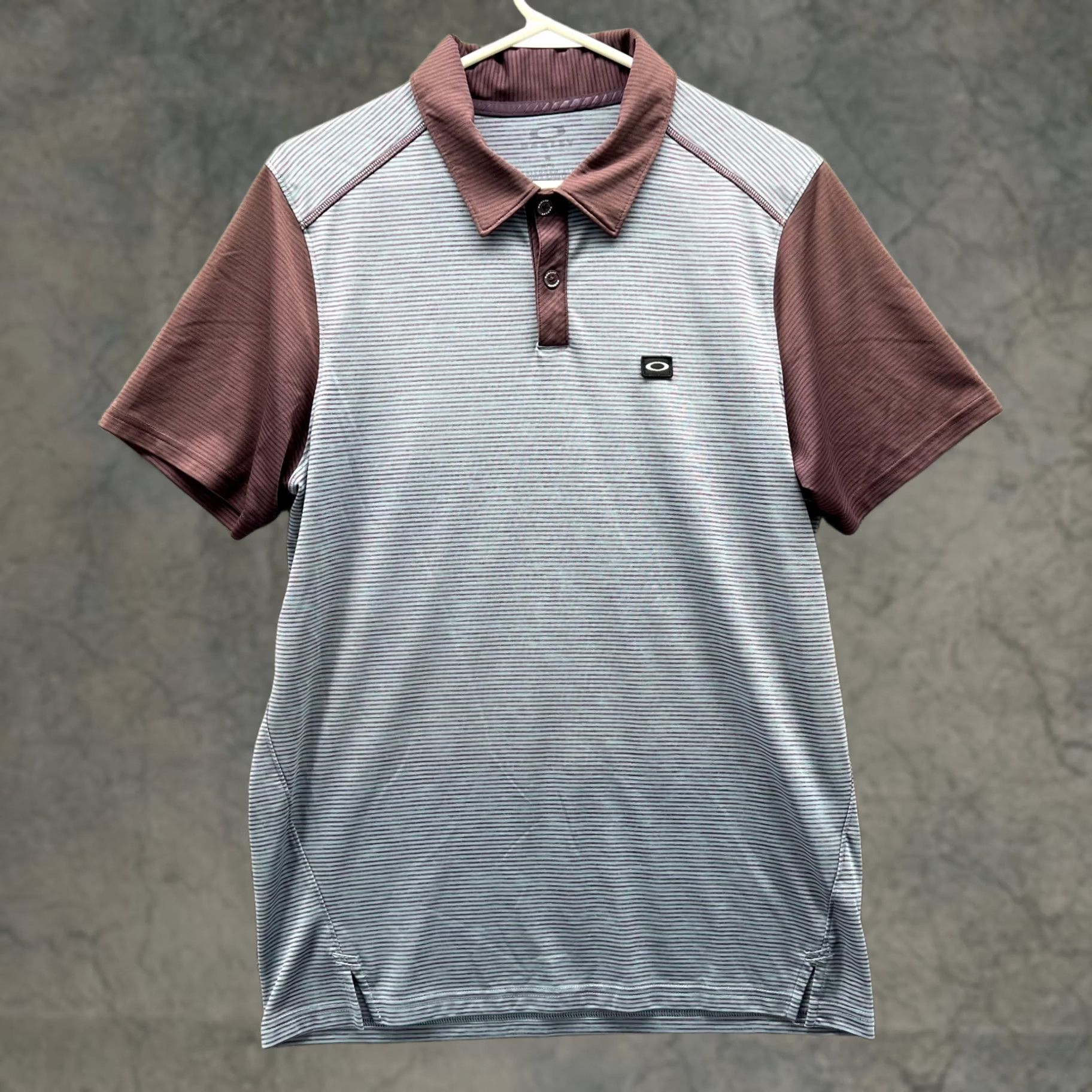 Oakley Oakley Polo Shirt Mens M Blue Red Lightweight Golf Striped Tailored Fit Size US M / EU 48-50 / 2 - 1 Thumbnail