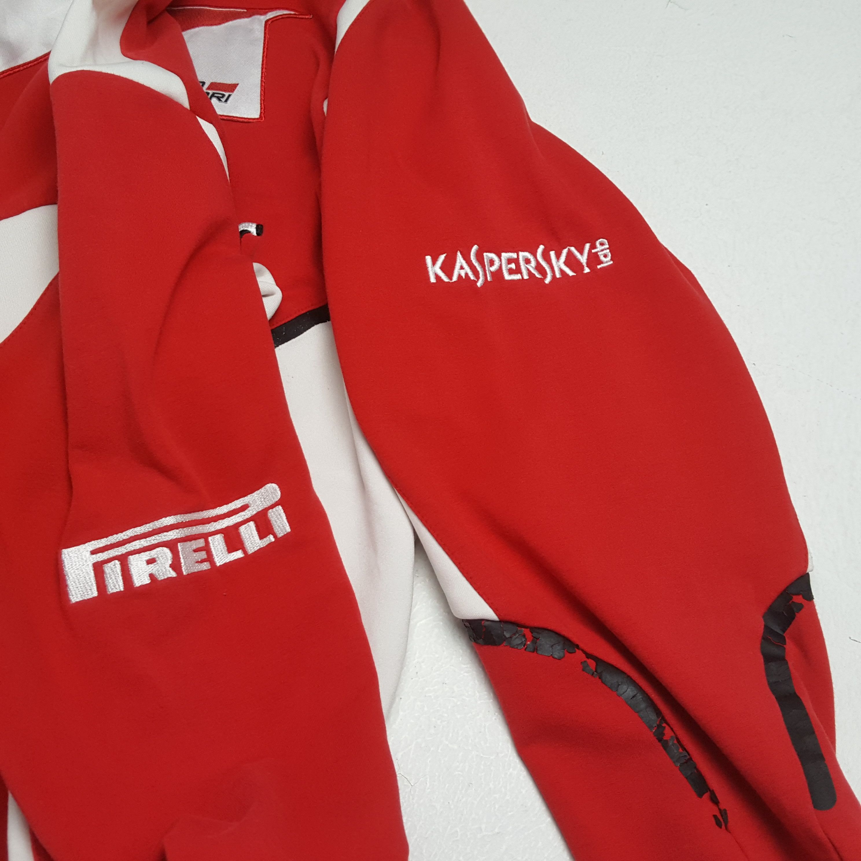 Ferrari × Puma × Vintage Vintage PUMA FERRARI SHELL Formula One Racing Sweatshirt Size US M / EU 48-50 / 2 - 7 Thumbnail