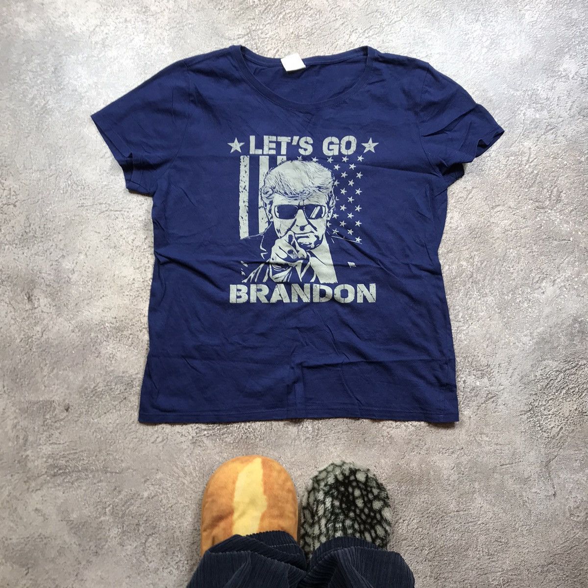 Vintage Vintage Y2K Political Graphic Tee Navy Blue Streetwear M Size M / US 6-8 / IT 42-44 - 1 Thumbnail