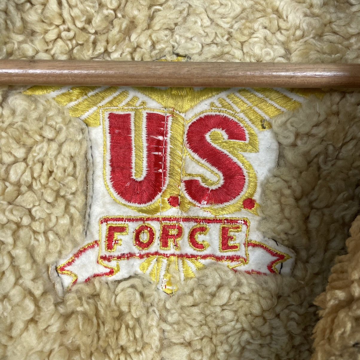 Japanese Brand Vintage US Force Sheepskin Shearling B3 Bomber Jacket Size US M / EU 48-50 / 2 - 17 Thumbnail