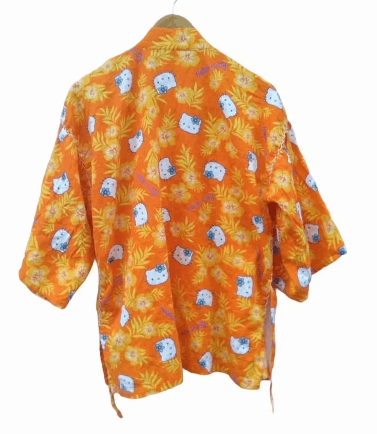 image of Anima x Cardigan hello Kitty Unisex Short Kimono Cardigan Style, Men's (Size Large)