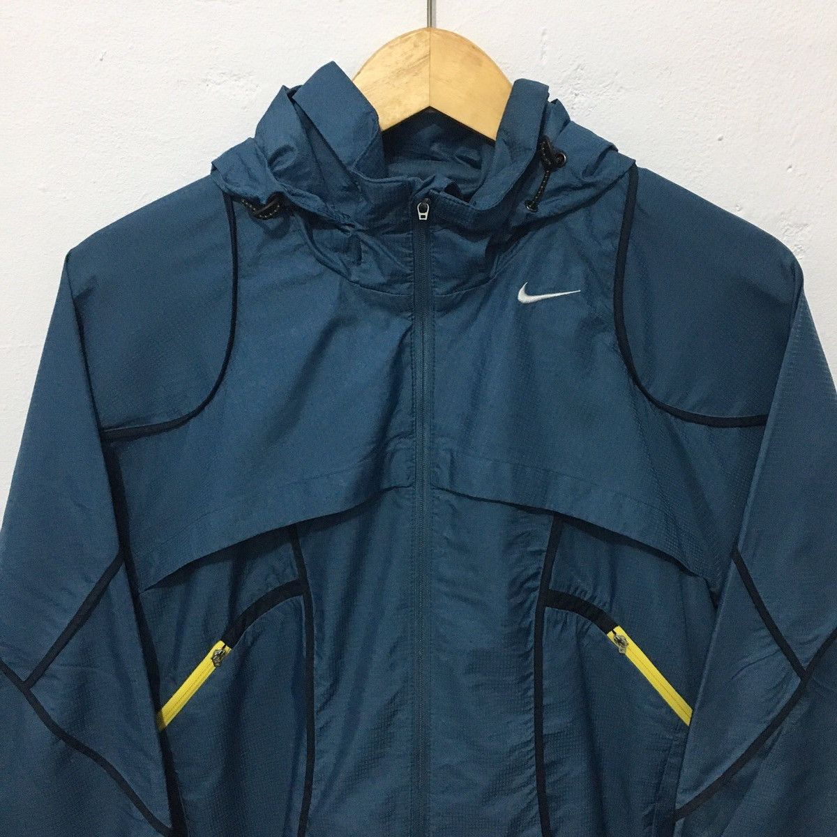 Nike 💥SOLD💥 Nike Swoosh Clima-Fit Jacket Y2k Size US M / EU 48-50 / 2 - 10 Thumbnail