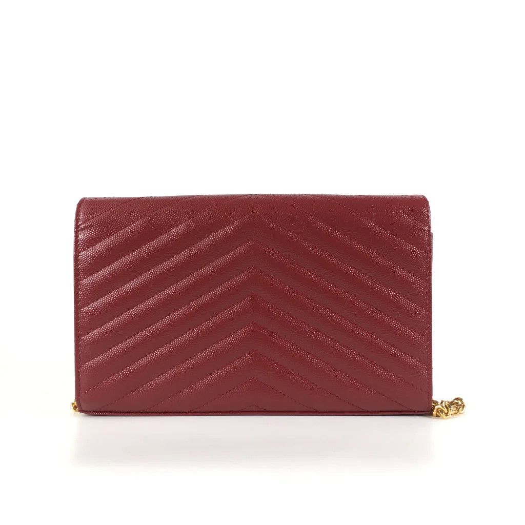 Saint Laurent Paris o1tp1o1224 Size: OS/Cassandra Wallet On Chain in Red Size ONE SIZE - 2 Thumbnail