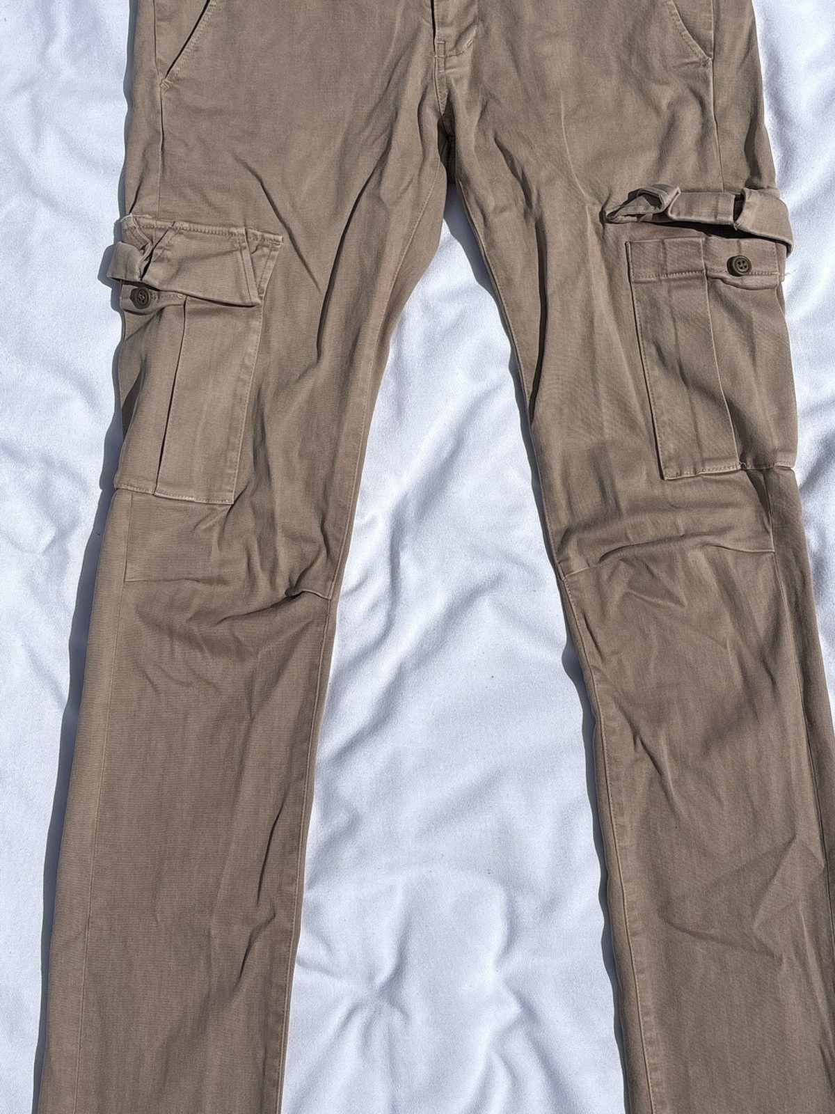 Undercover Undercover (UC) light‑khaki cargo pants Size US 31 - 7 Thumbnail