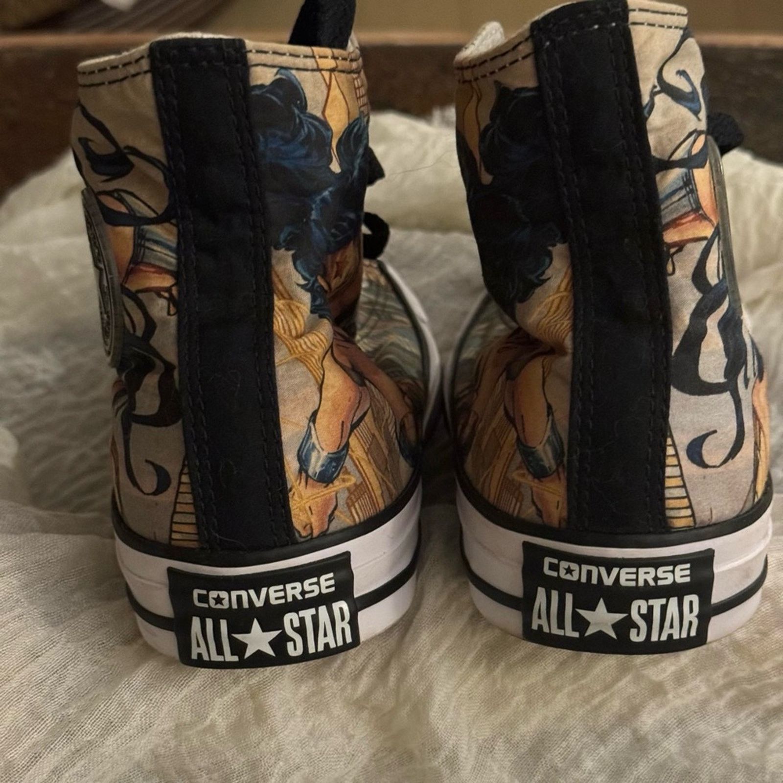 Converse Converse Marvel Wonder Woman High Top Sneakers 4/6 Size US 6 / IT 36 - 13 Thumbnail