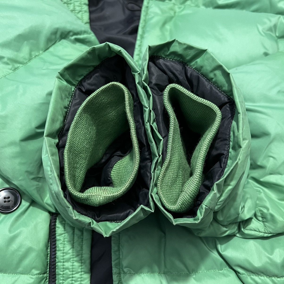 Moncler × Vintage Moncler vintage bulgarie fur hooded jacket Size US XL / EU 56 / 4 - 8 Thumbnail