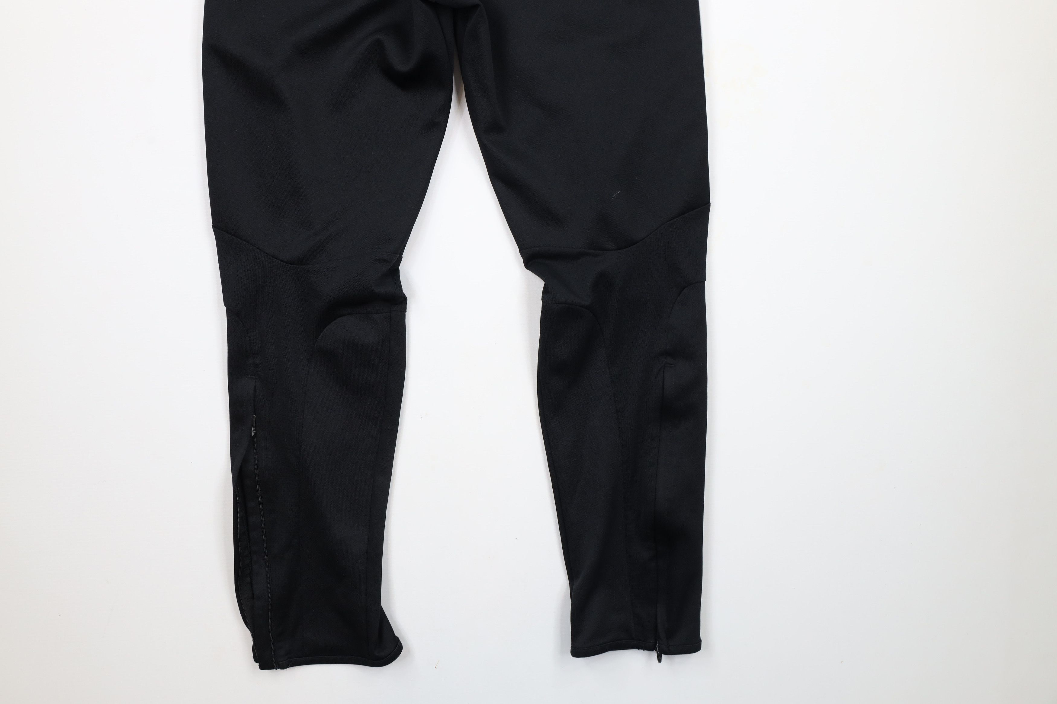 Adidas × Vintage Vintage Adidas Out Striped Tapered Leg Soccer Warm Up Pants Size US 32 / EU 48 - 14 Thumbnail