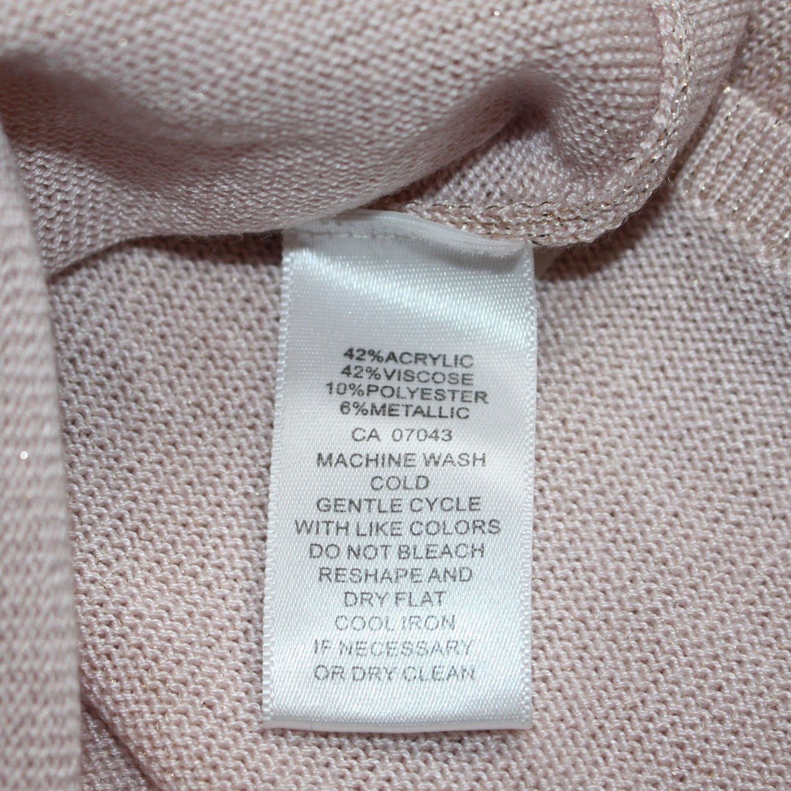 Other V-neck with Pleated Back Sweater in Pink Sparkle & size M Size M / US 6-8 / IT 42-44 - 6 Thumbnail
