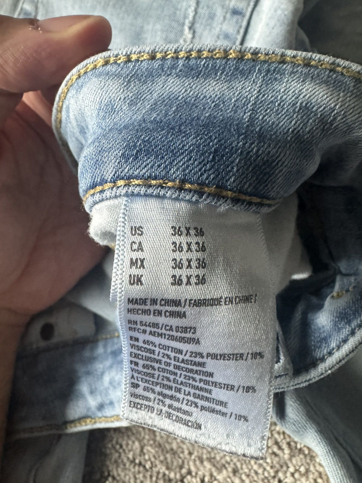 American Eagle Outfitters TALL GUYS!! Distressed Stone Washed Jeans Size US 36 / EU 52 - 4 Thumbnail