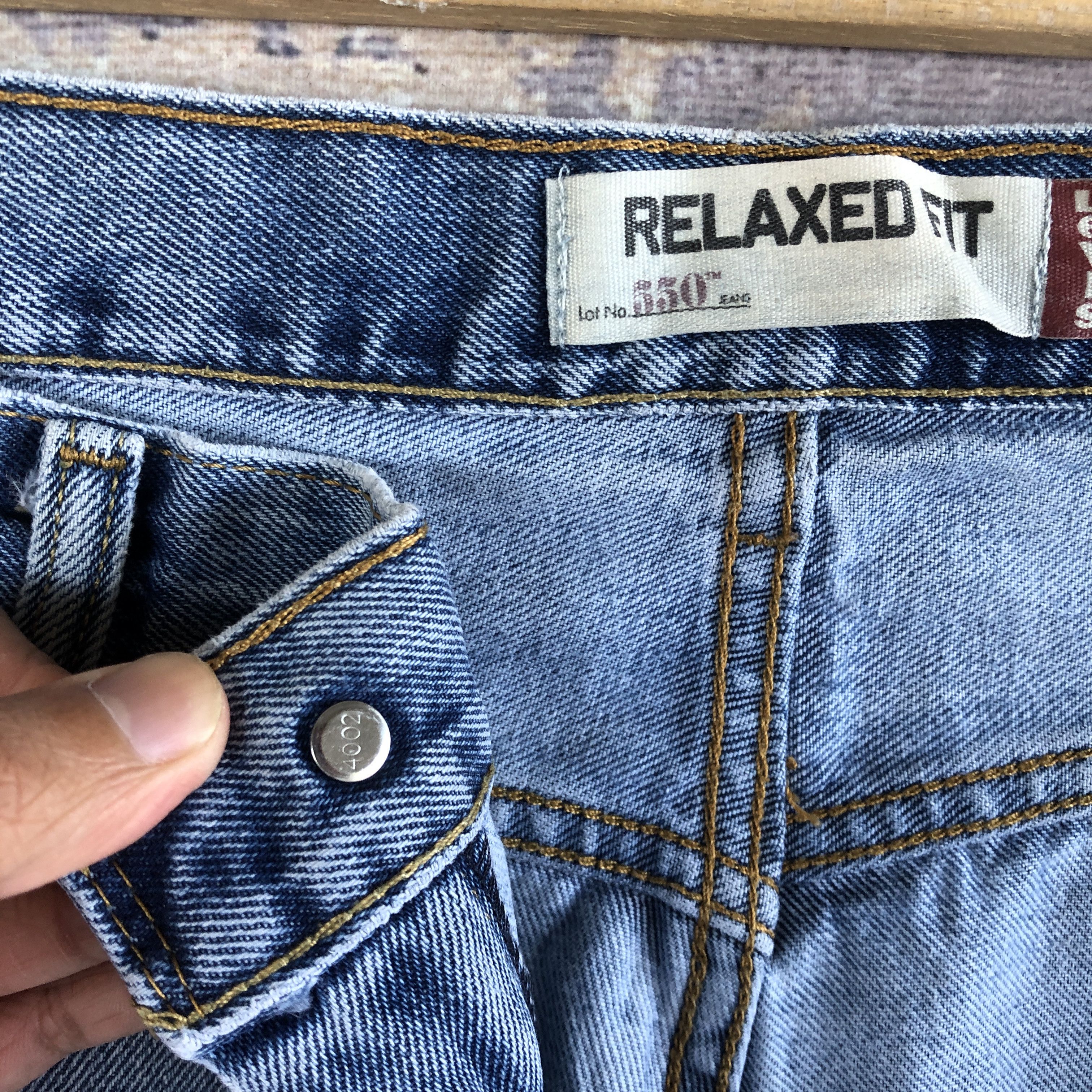 Levi's Vintage Painter Levis Faded Blue Jeans Levi's 550 Denim Size US 34 / EU 50 - 7 Thumbnail