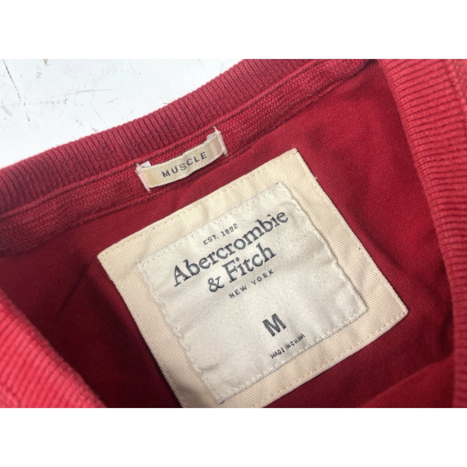 Abercrombie & Fitch VINTAGE Abercrombie & Fitch Muscle Long Sleeve Heavy T Shirt M Red Crew Neck Logo cotton Knit Men Shirt Size US M / EU 48-50 / 2 - 3 Thumbnail