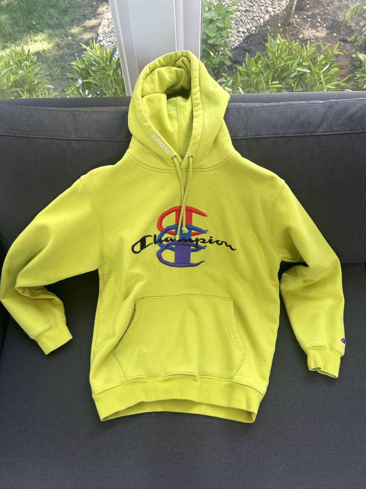 Supreme champion hoodie 2018 hotsell
