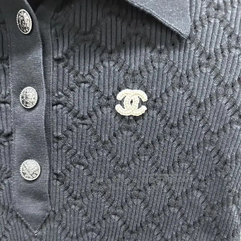 Chanel Chanel Black Women's Polo T-shirt . Size M / US 6-8 / IT 42-44 - 4 Thumbnail