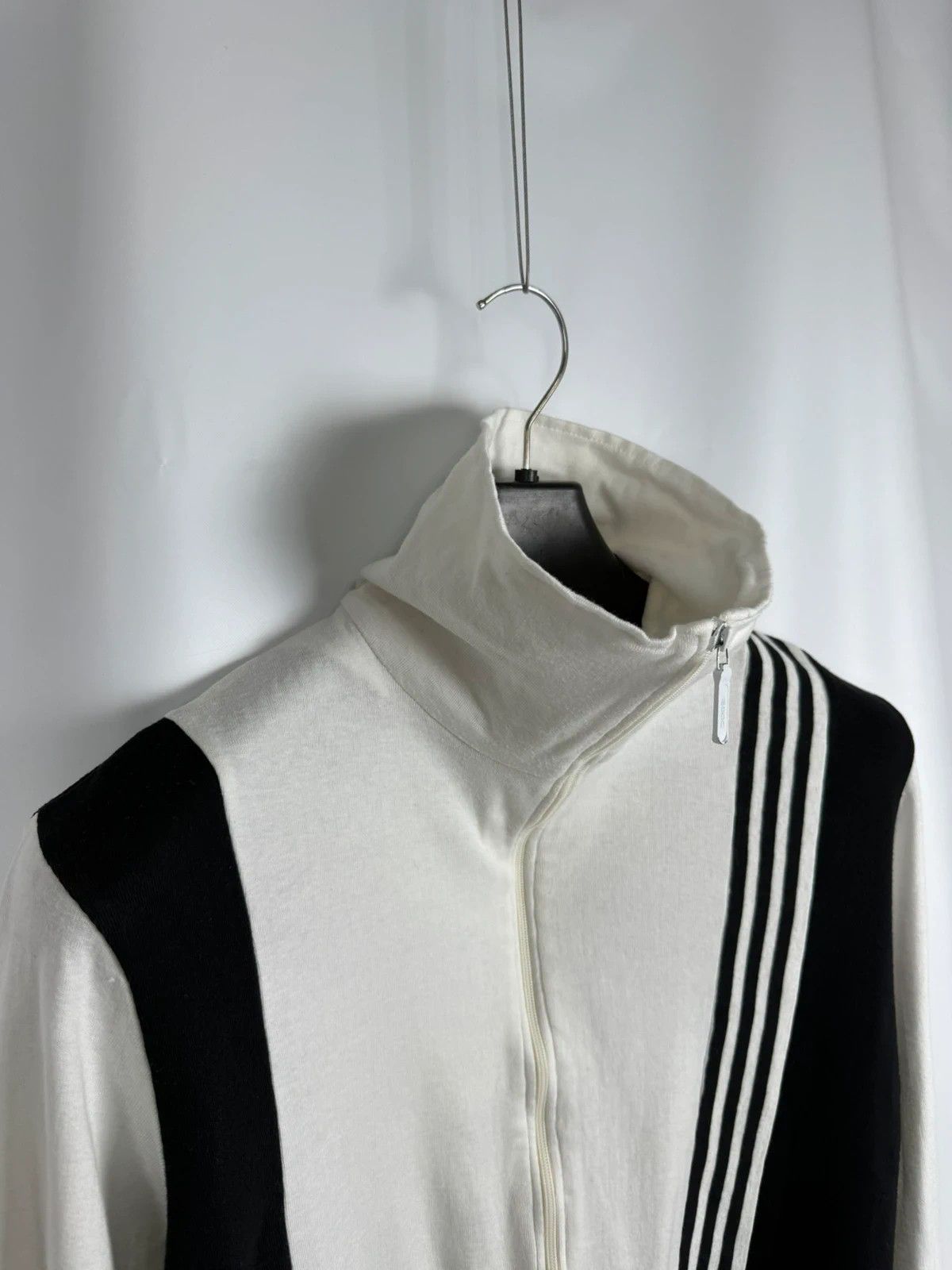 Adidas Adidas Vintage 1980s Made in Yugoslavia Full Zip Jumper Size US L / EU 52-54 / 3 - 9 Thumbnail