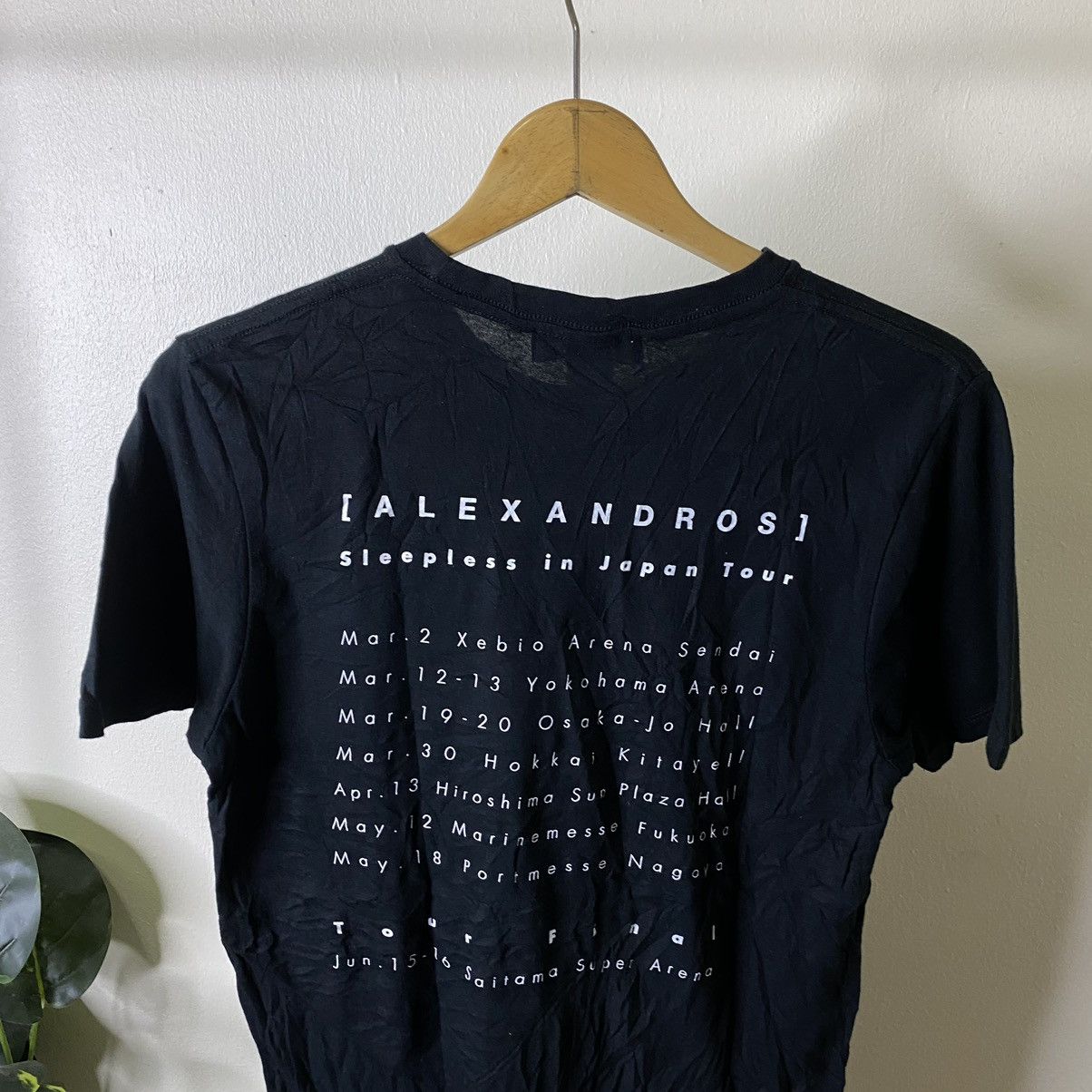Band Tees [ALEXANDROS] Japanese Rock Band Sleepless in Japan Tour 2019 Size US S / EU 44-46 / 1 - 5 Thumbnail